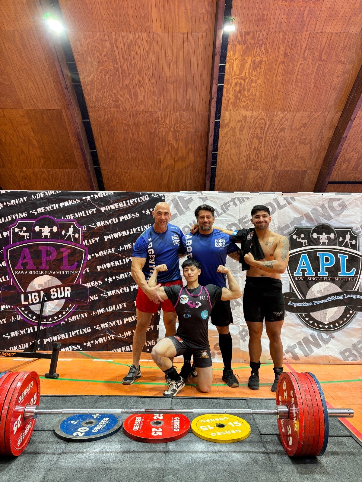 Cuatro comodorenses clasificaron al Nacional de Powerlifting