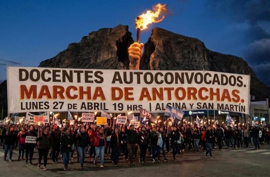 Docentes autoconvocados convocan a una marcha de antorchas