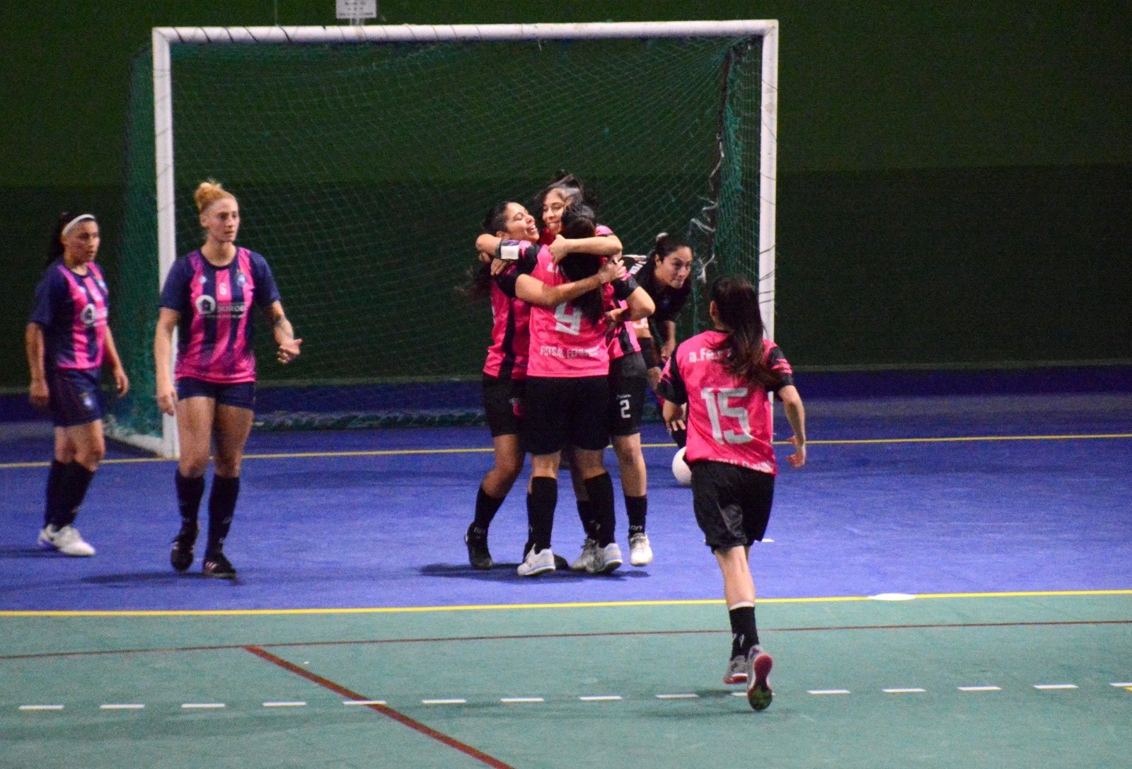Futsal femenino: Comodoro venció a Mar Chiquita y aseguró su pase a cuartos