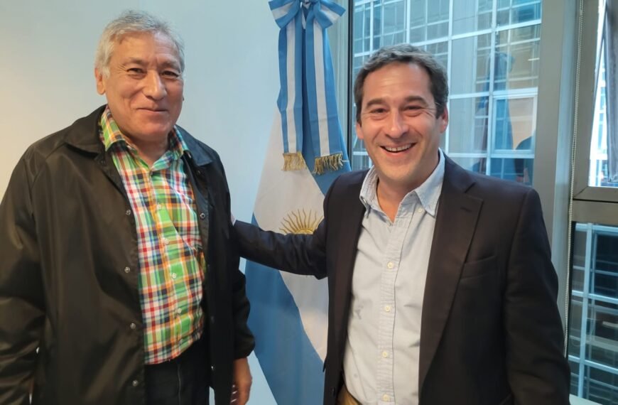 Luque se reunió con Béliz en un encuentro…