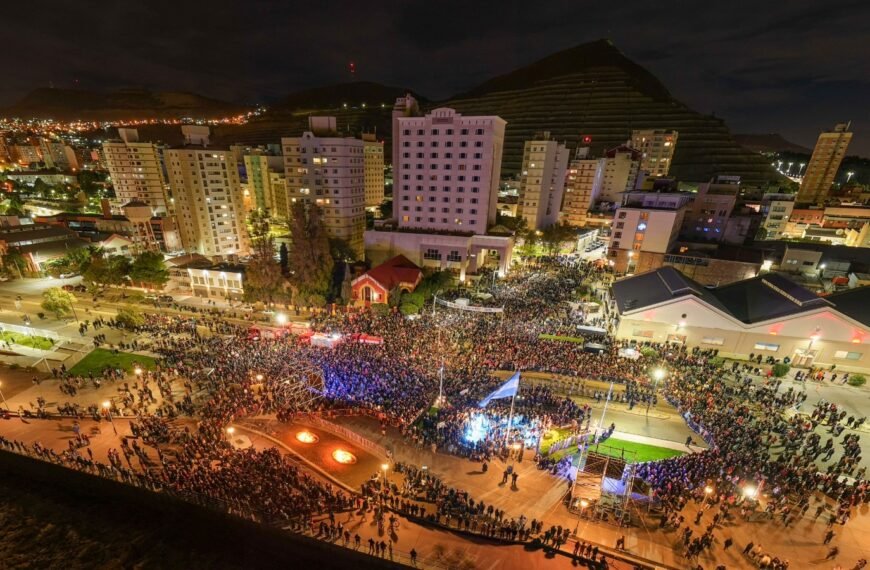 Comodoro vivió una emotiva noche a 44 años&hellip;