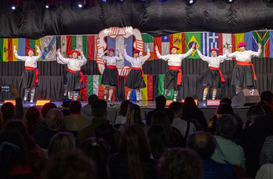 Multitudinaria convocatoria en el regreso de la “Noche&hellip;