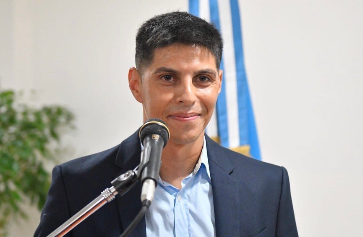 “Jorge Newbery es eterno, y nuestro amor también”