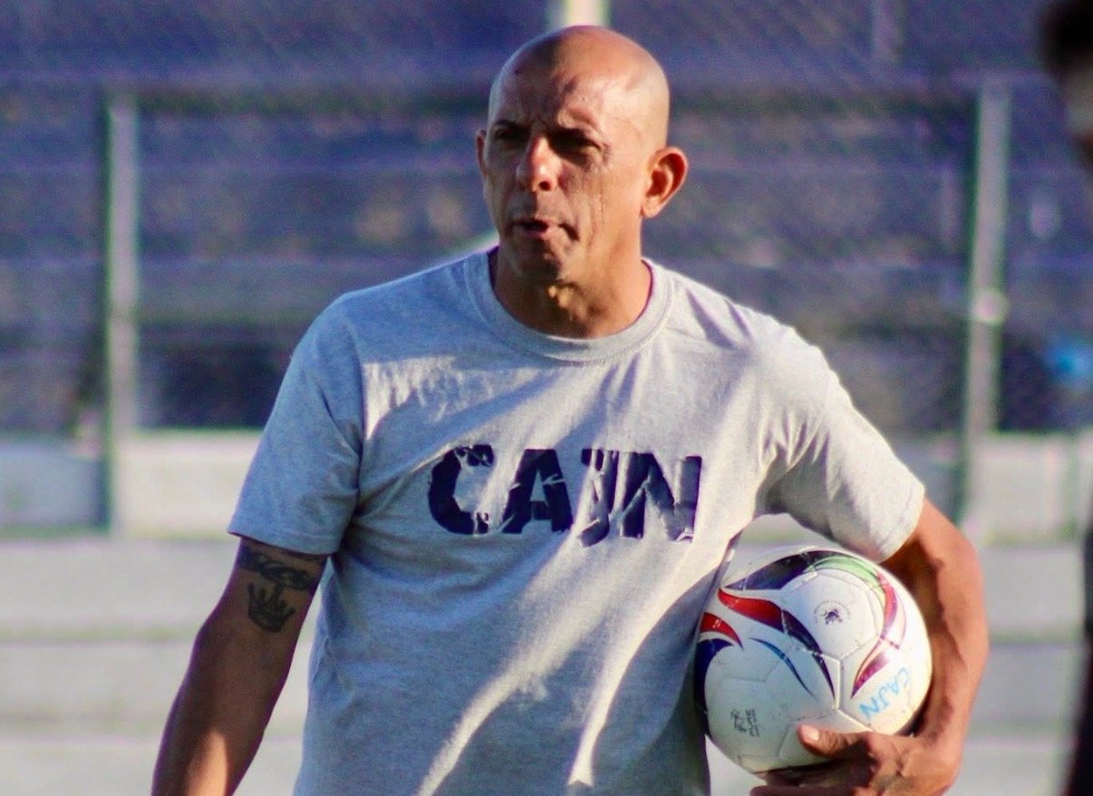 Jorge Newbery oficiliazó la salida de Hugo Barrientos