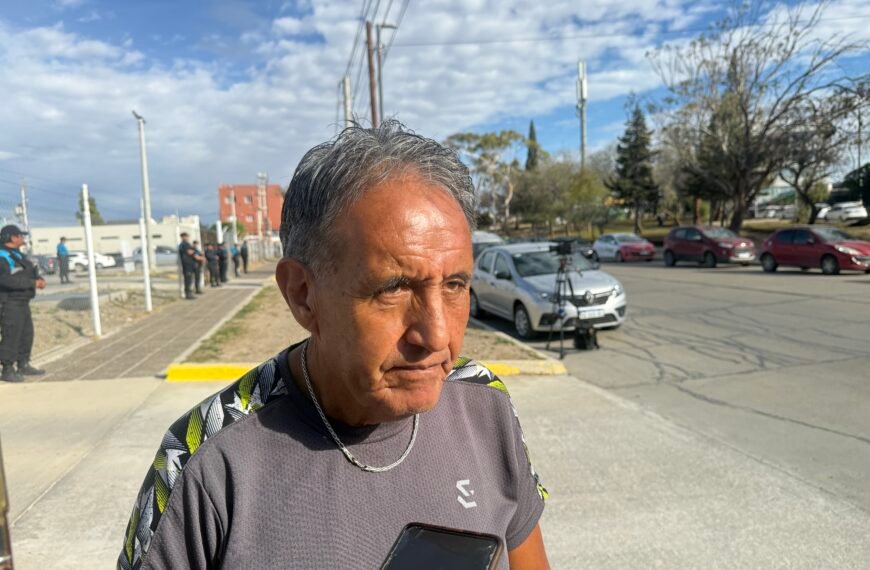 «Hace cuatro años que no puedo ver a mis nietos»