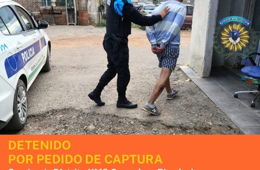 Tenía pedido de captura y lo encuentran caminando por Km 8