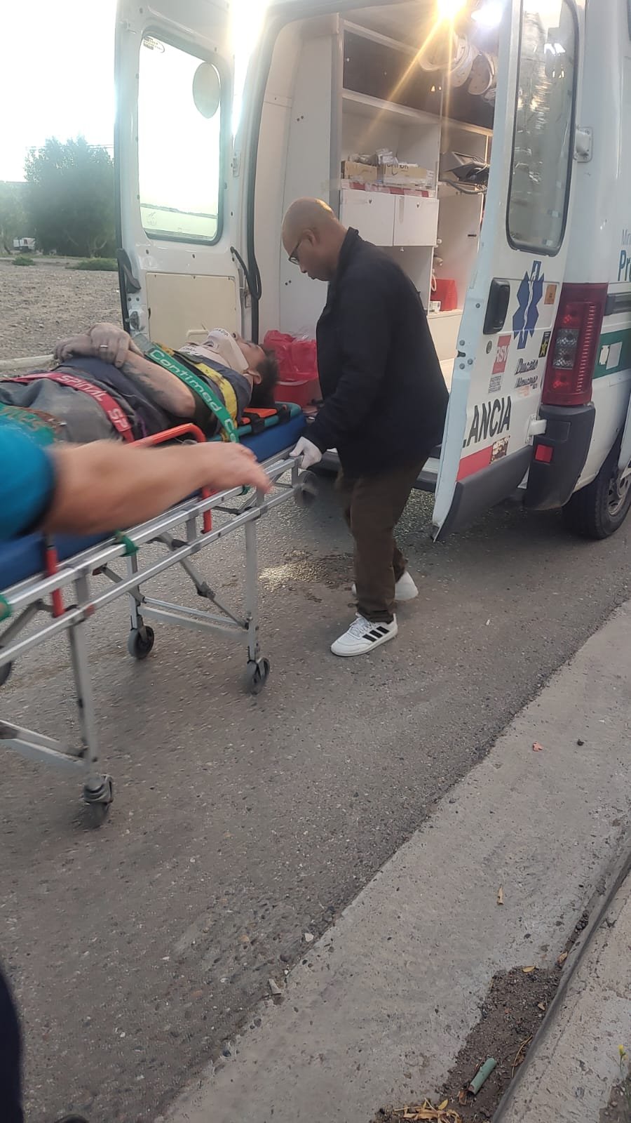 Obrero cayó desde un techo en barrio San Cayetano y fue hospitalizado