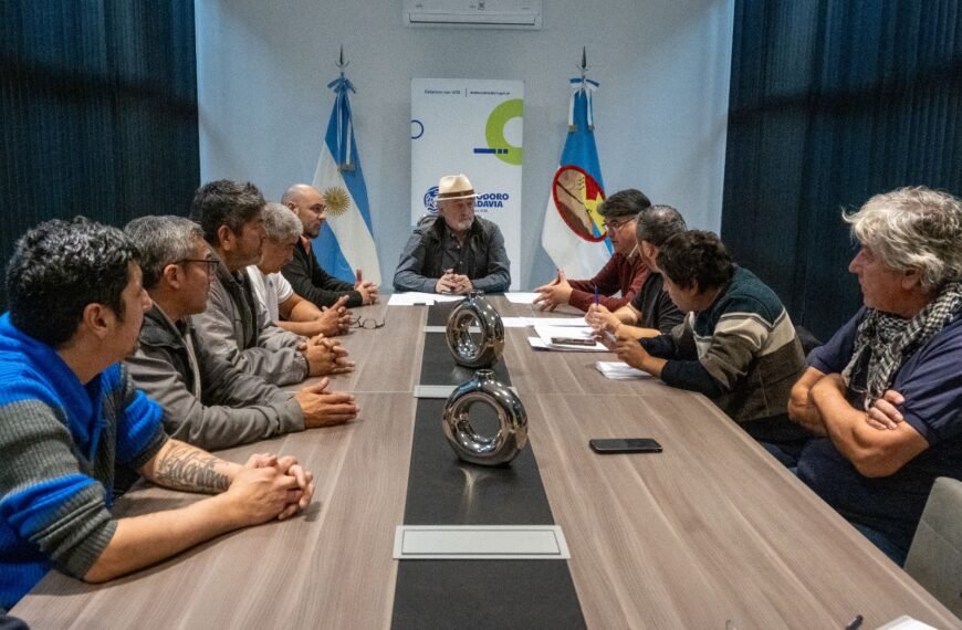 Othar recibió a taxistas ante la situación crítica&hellip;