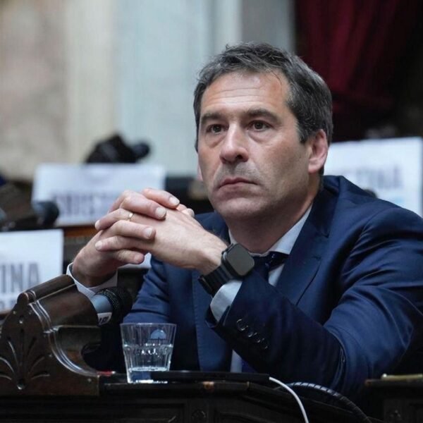 Luque denunció que el gobierno nacional planea una reforma energética que perjudica a las zonas frías: “Si se aprueba vamos a pagar más de luz y de gas”