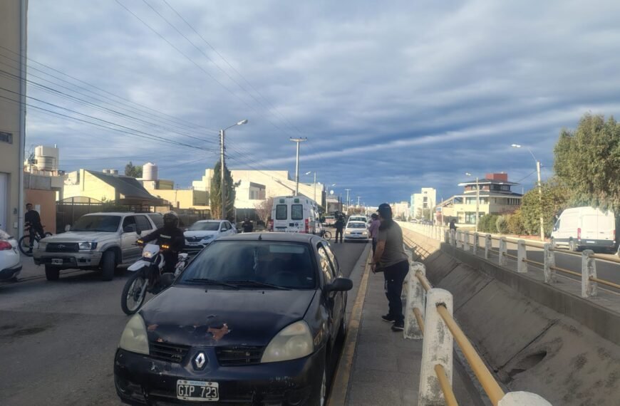 Mujer resultó herida tras ser atropellada por su&hellip;