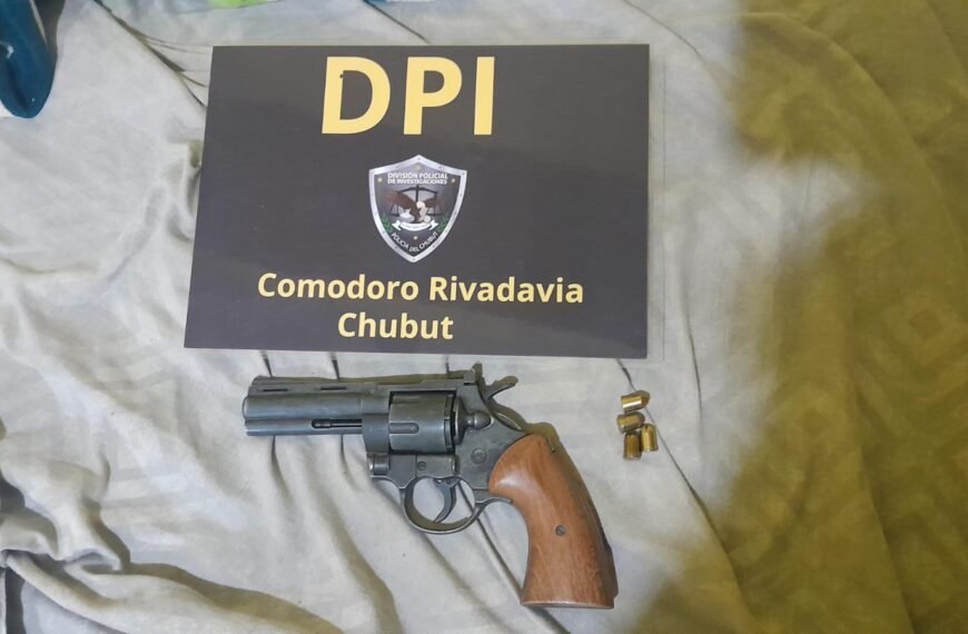 Golpe a banda de robos domiciliarios: tres allanamientos&hellip;