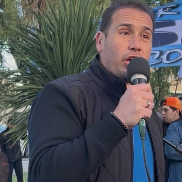 «La palabra y la lealtad es compromiso con el pueblo trabajador»