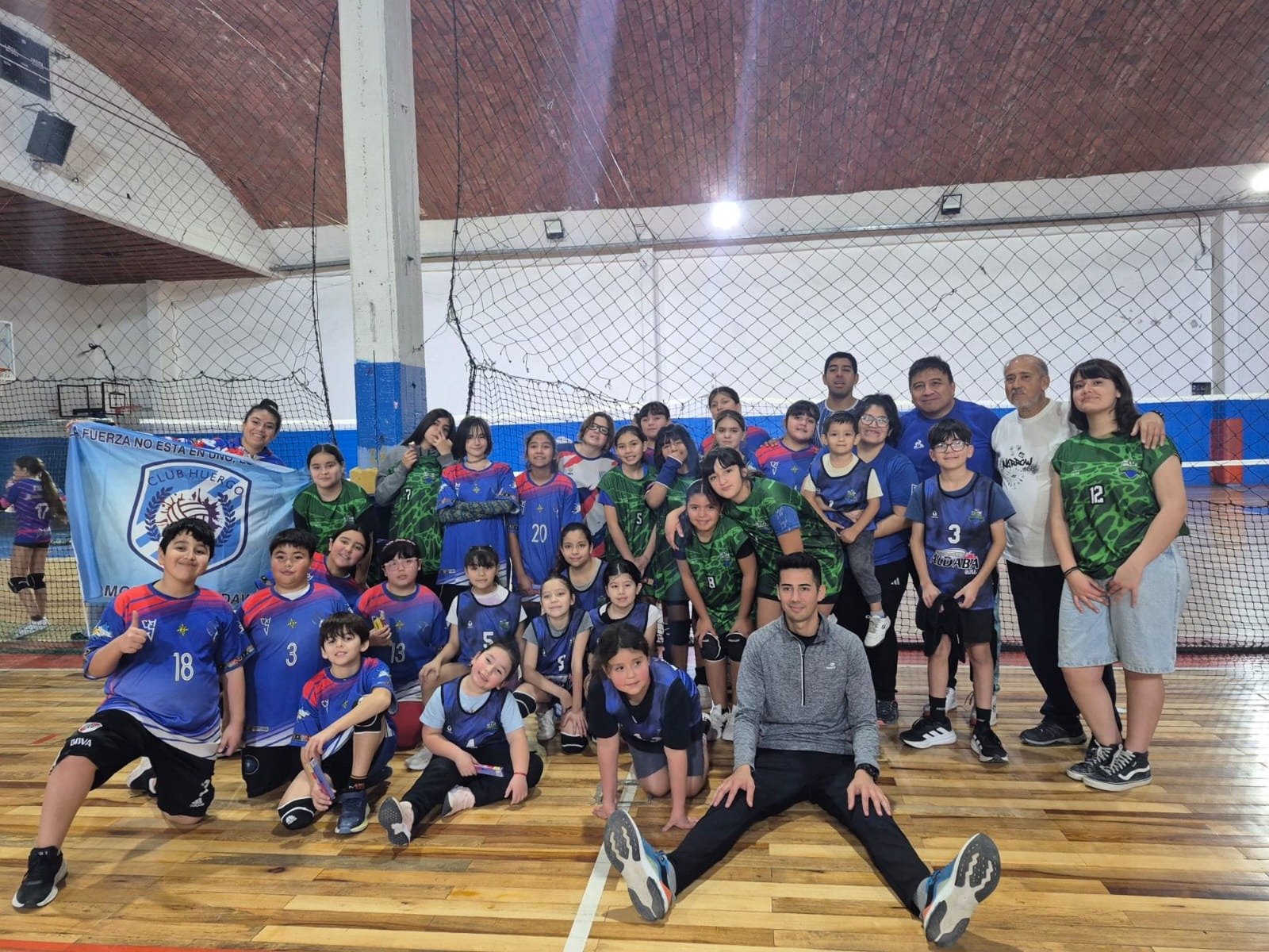 El mini vóley abrió el año en la CAI