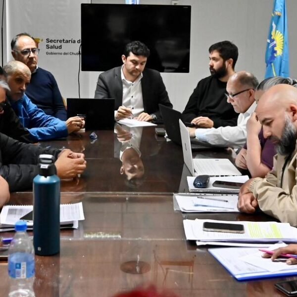 Los trabajadores de la salud acordaron aumento salarial