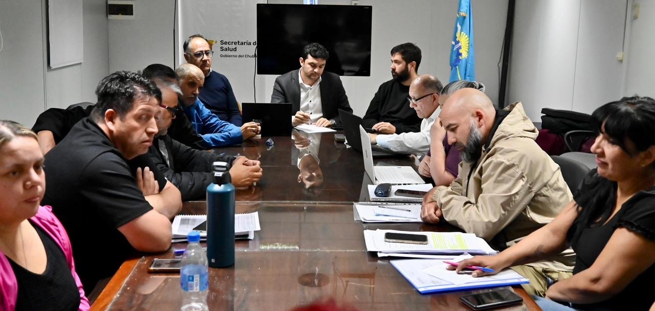 Los trabajadores de la salud acordaron aumento salarial