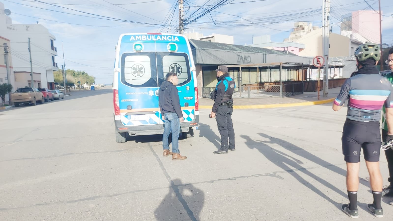 Una mujer de 83 años fue embestida por un ciclista en pleno centro
