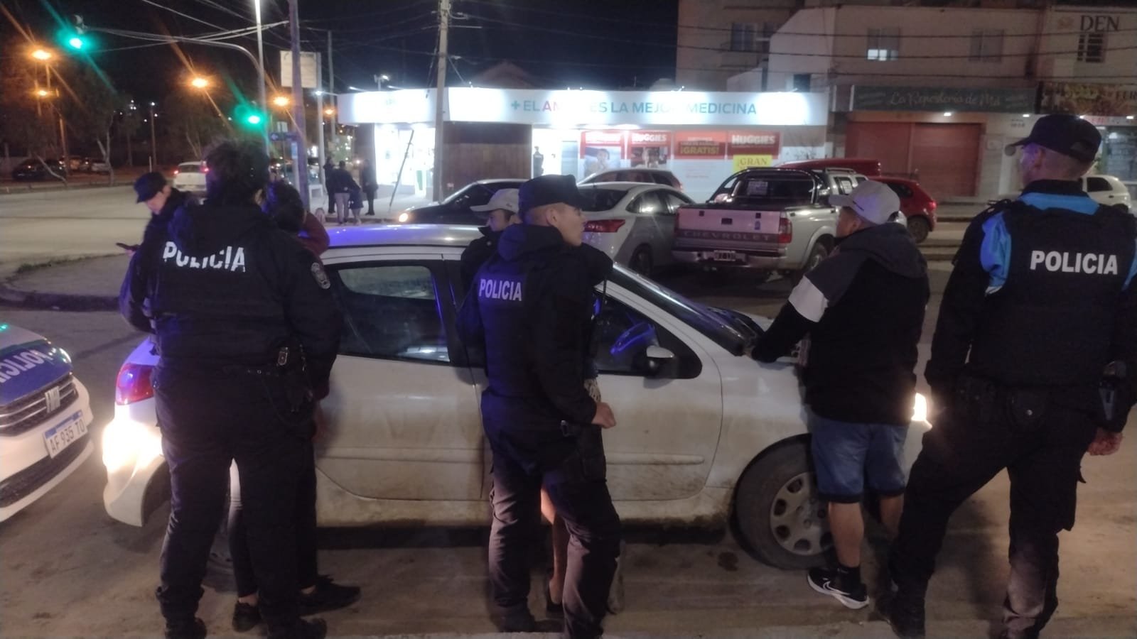 Detuvieron a Damián Uribe por portación de arma de fuego con municiones