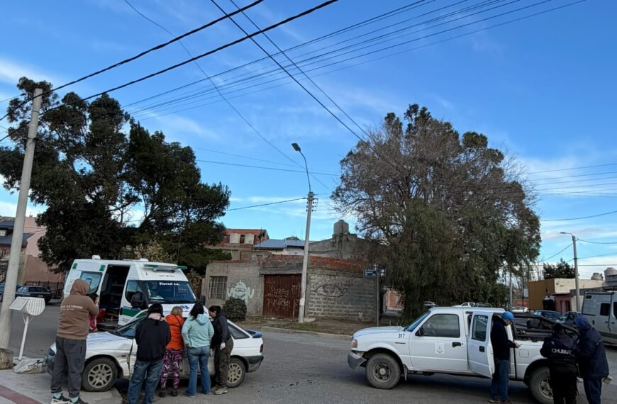 Dos vehículos chocaron en Km 5 y una&hellip;