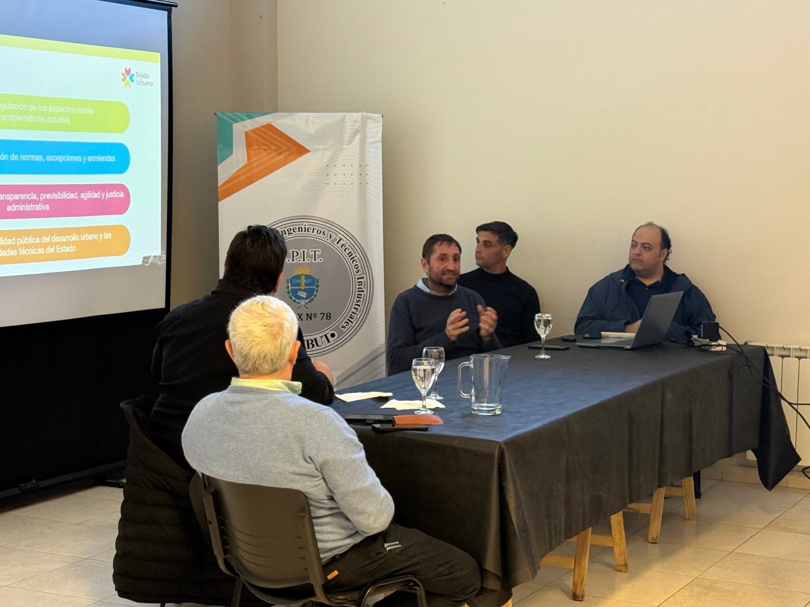 Presentaron “Planificar el futuro” a vecinos e instituciones que quieran participar del proyecto del código de planeamiento urbano