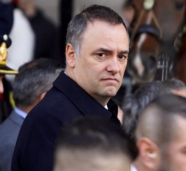 Adorni le puso fin a su presencia en&hellip;