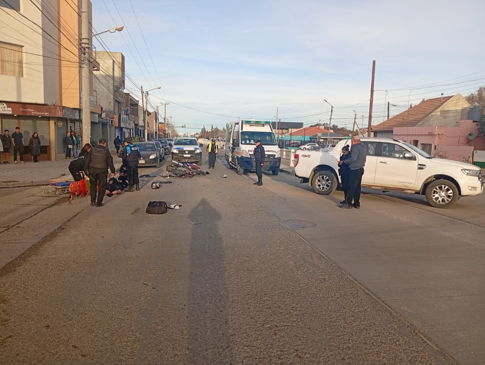 Falleció el hombre que permanecía internado tras un grave choque en avenida Roca