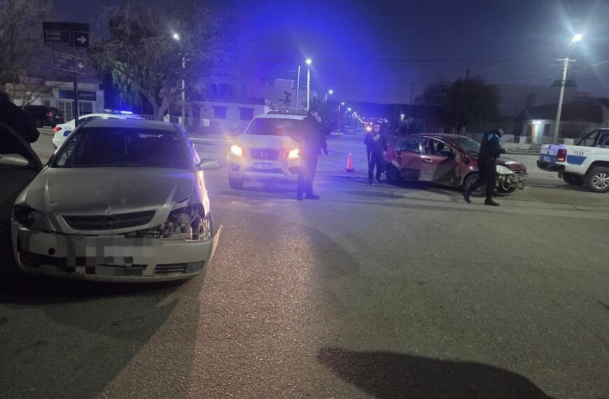 Choque en barrio Pueyrredón dejó un hombre hospitalizado