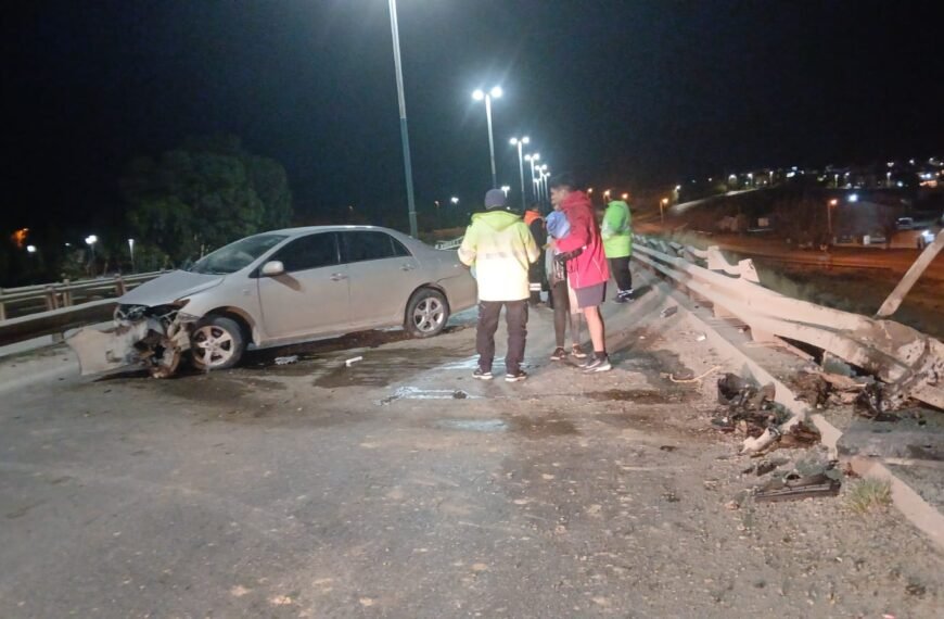 Choque en el puente de Km 4 sin&hellip;