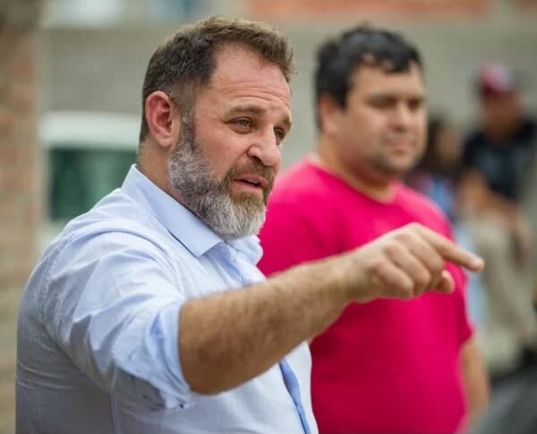 “No se puede defender Chubut y a Milei al mismo tiempo”