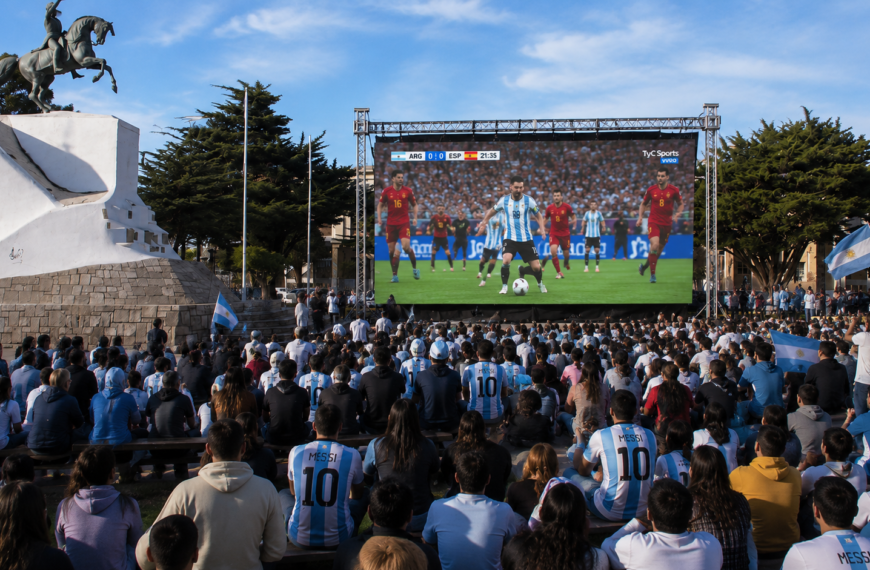 Vecinos piden una pantalla gigante en emplaza San Martín para ver la final del Mundial
