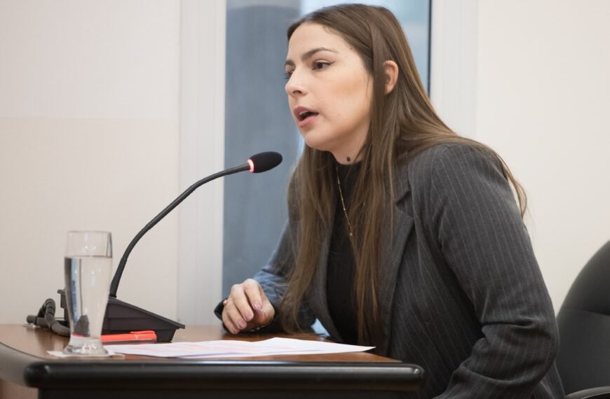 Ximena González: “Se embanderan con los jubilados y con la justicia social, pero cuando tuvieron la oportunidad de hacerlo decidieron no hacerlo”