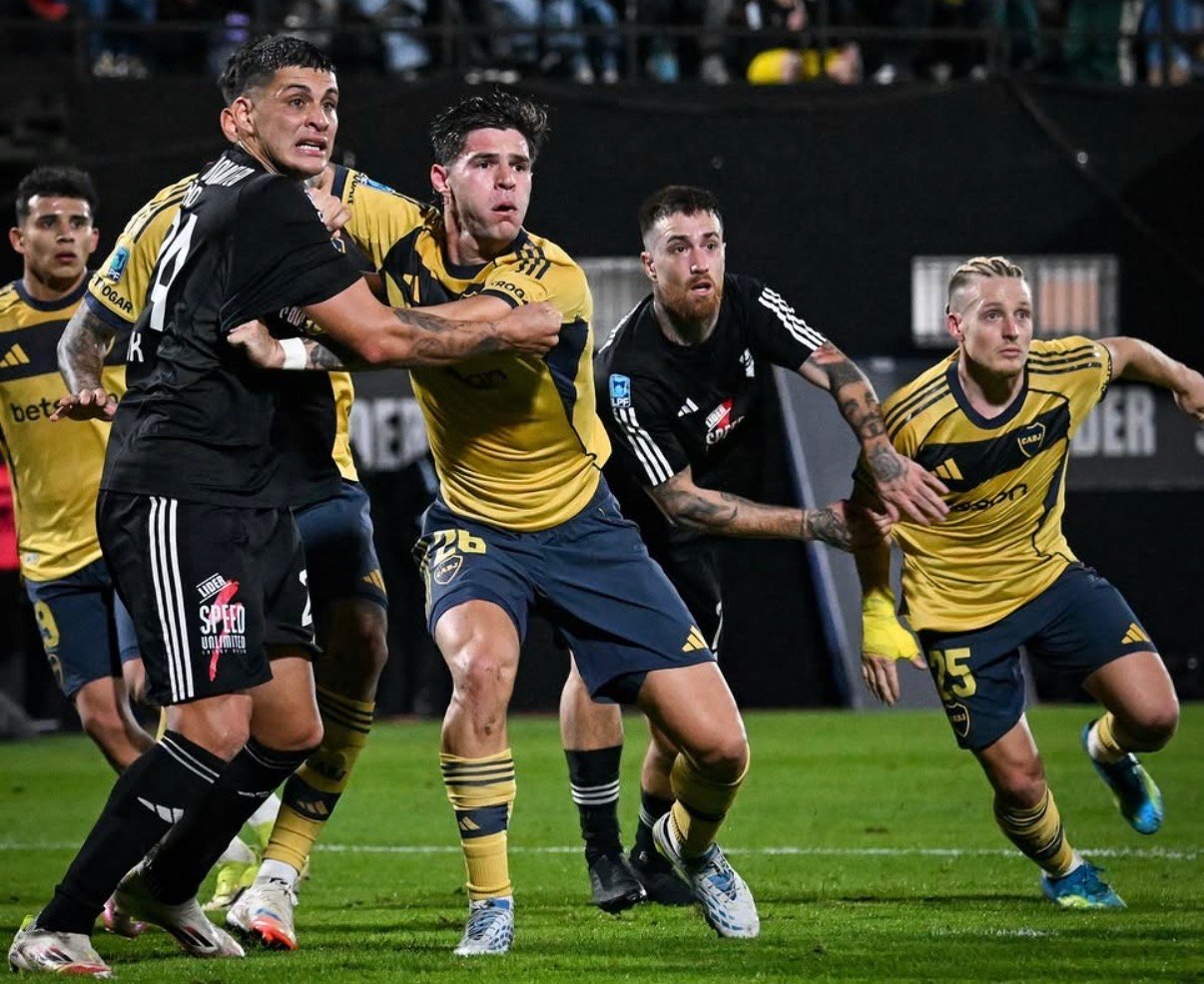 Boca fue una sombra y Riestra lo pasó por arriba