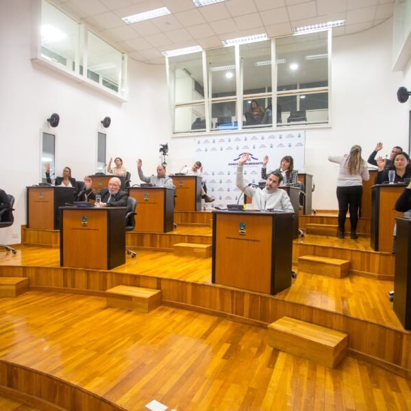 El Concejo aprobó cambios en la ordenanza de Obra Pública para reforzar la transparencia