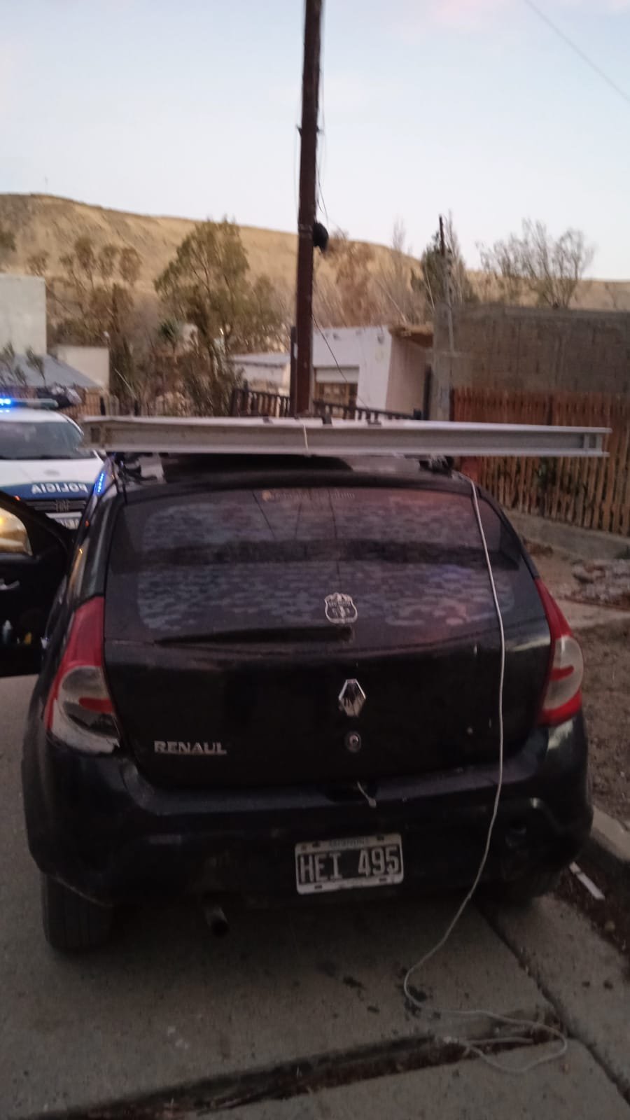 Intentaron robar una ventana de una vivienda evacuada de barrio Sismográfica