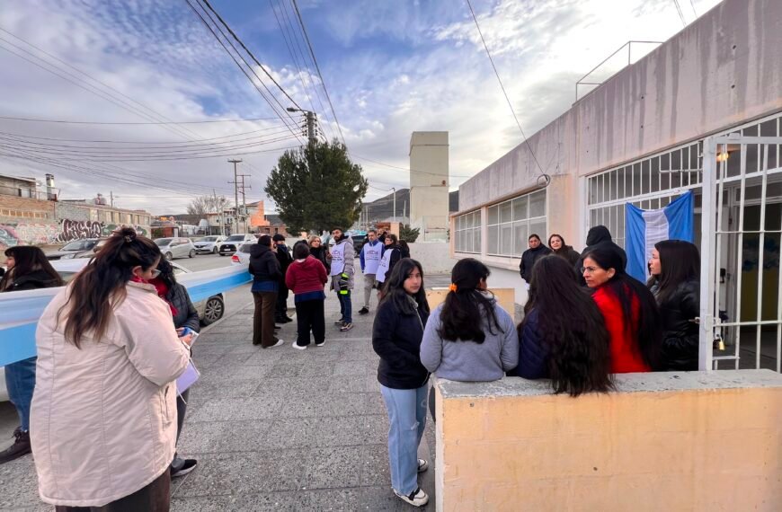 Reclamo en la Escuela 52: denuncian graves problemas estructurales y exigen respuestas