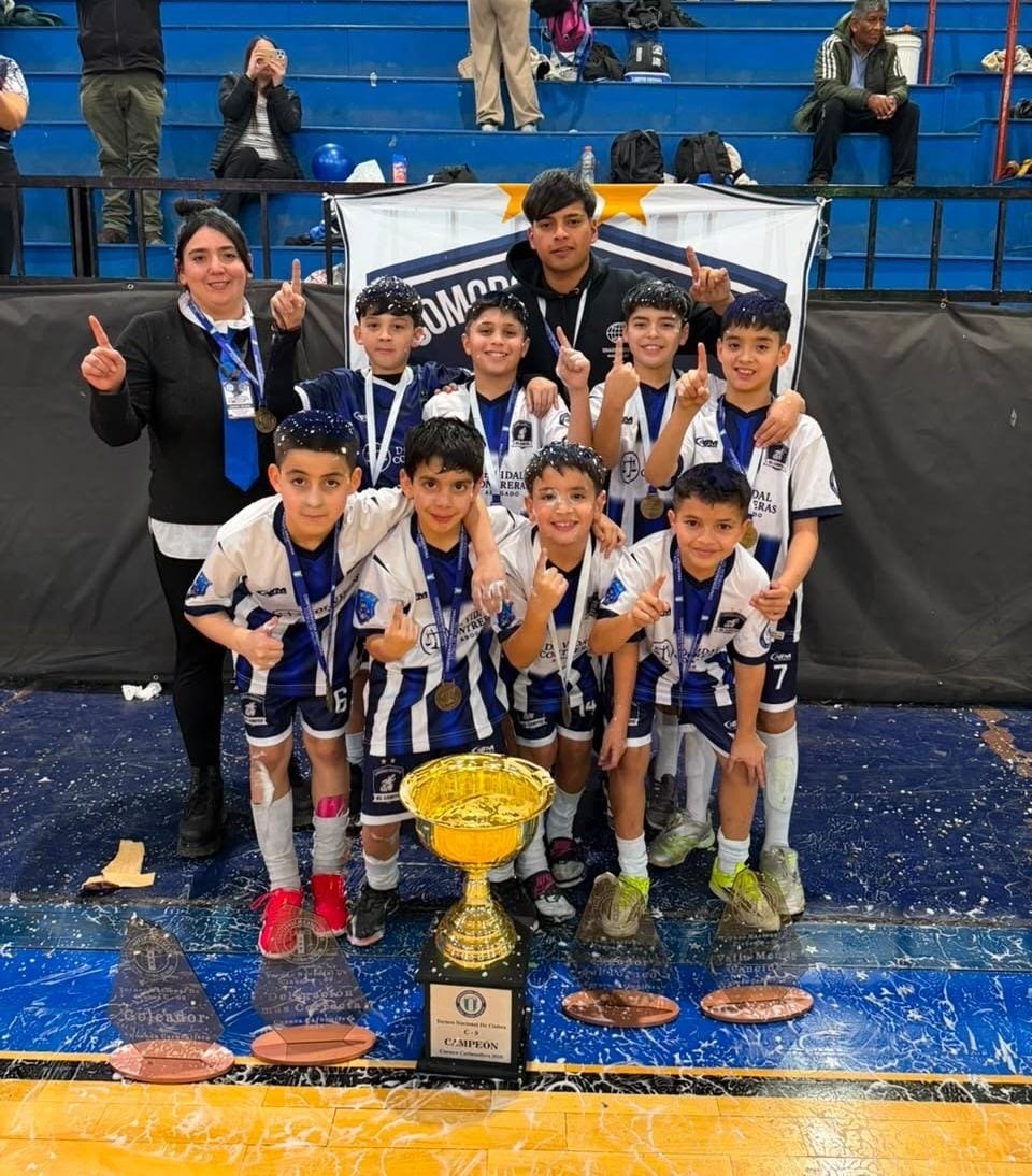 El Lobito, campeón nacional C9 en Santa Cruz