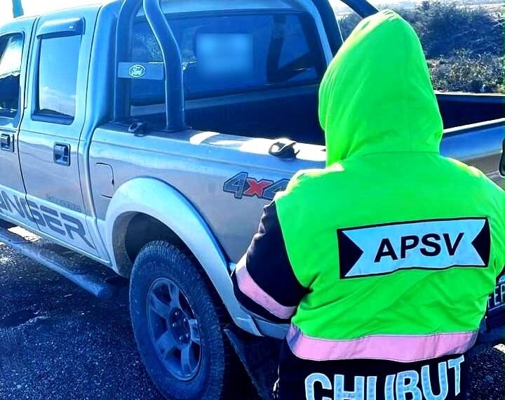 Controlaron más de 7 mil vehículos y retiró de la vía pública a 40 conductores durante el fin de semana