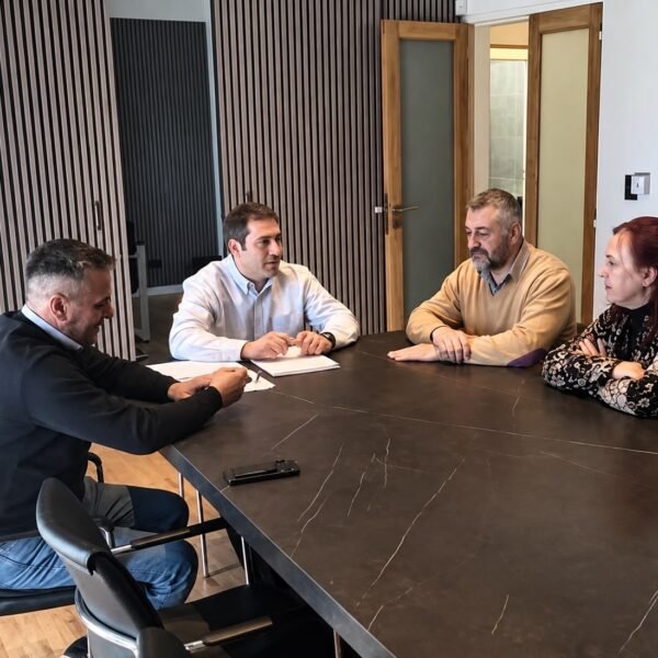 Luque recibió a referentes de Intercargo y advirtió que el cierre en el aeropuerto de Comodoro pone en riesgo servicios clave para toda la región