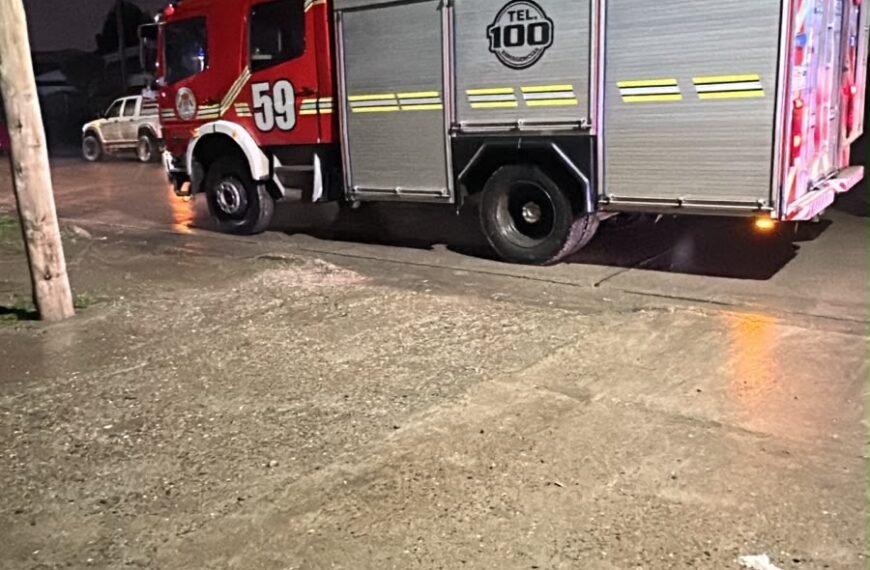 Un calefactor habría provocado un incendio en una vivienda del barrio Juan XXIII