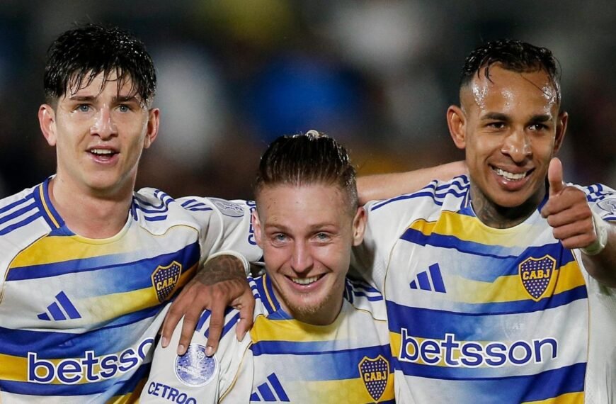 Boca goleó en Paraguay y avanzó a cuartos de final