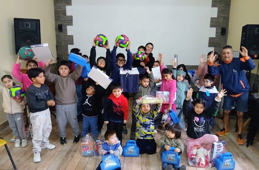 CAI Solidaria llevó juguetes y sonrisas a cerca de 40 niños de Cerro Solo