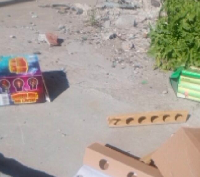 Vecinos de Km 5 preocupados por la basura, alcohol y pirotecnia
