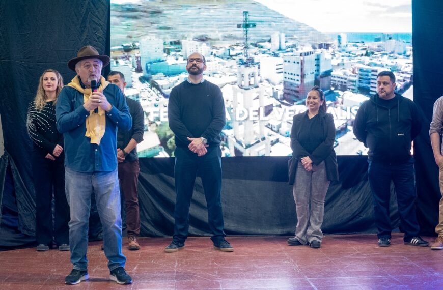 Othar reconoció el compromiso de los barrios y anunció que intensificará la gestión territorial junto a las vecinales