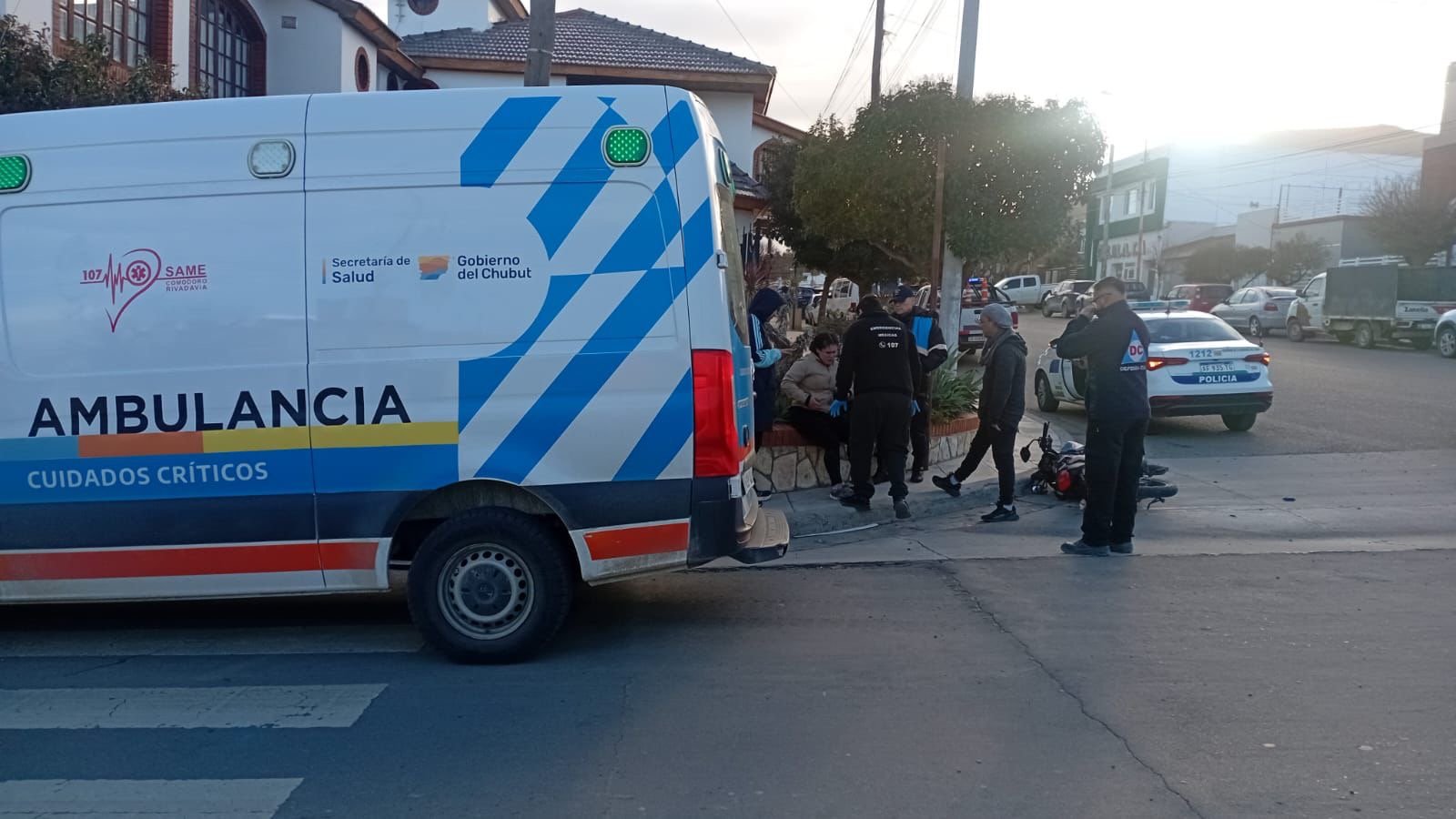 Una motociclista fue hospitalizada tras un choque