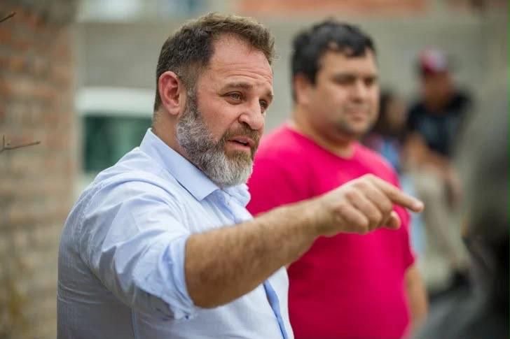 “Torres abandonó Comodoro: a Madryn le manda $4.000 millones por mes y a Comodoro nada”