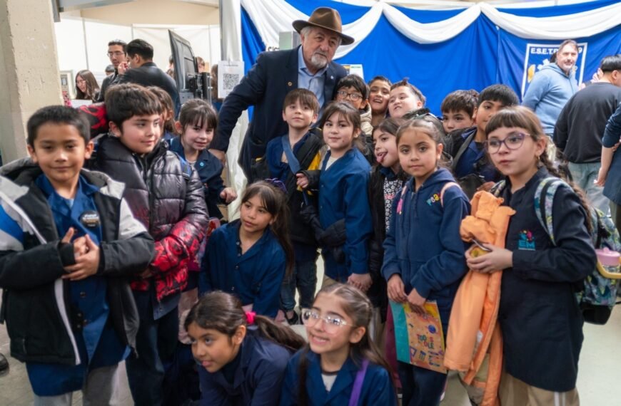 Othar en la 3° edición de EduCO: “No hay futuro sin educación”