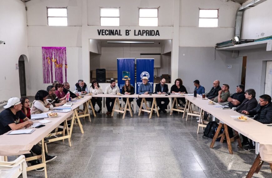 Othar fortalece la presencia municipal en los barrios junto a dirigentes vecinales