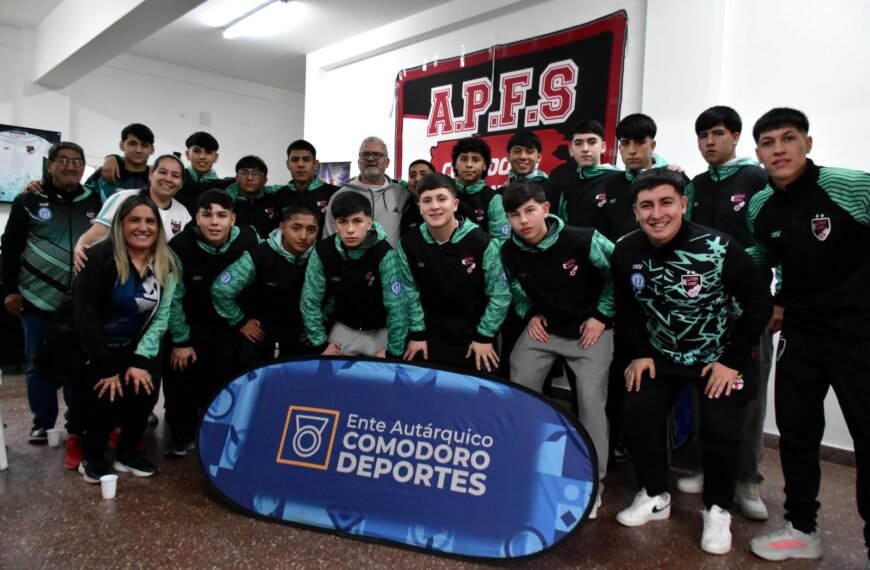 Comodoro C17 recibió su nueva indumentaria y ya&hellip;