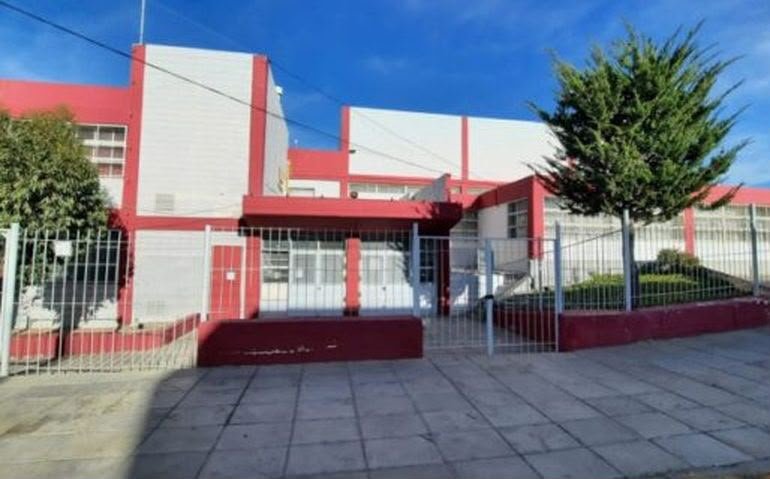 Fumigarán por quinta vez en la escuela 711 por presencia de chinches