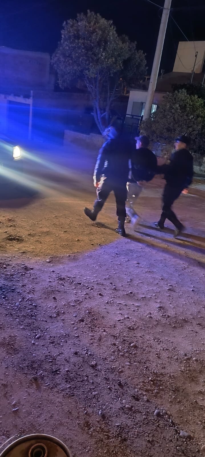 Detuvieron a un hombre de 61 años por ingresar a una vivienda y provocar daños en el barrio San Cayetano