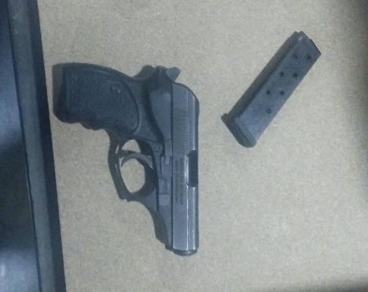 El dueño de un supermercado chino disparó al…